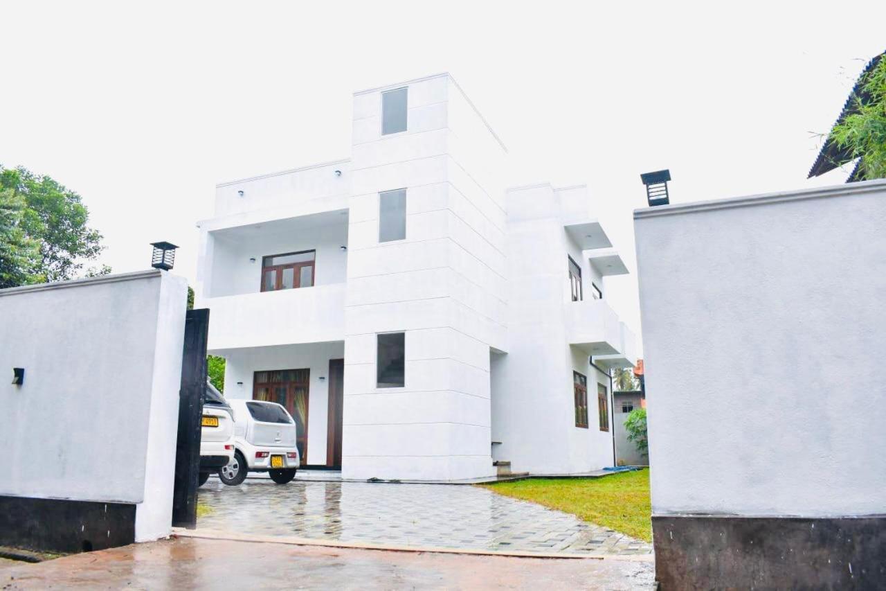 Twinstop Villa Minuwangoda Extérieur photo